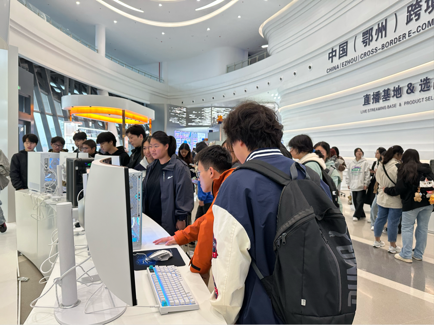 图片2.png 图片2.png