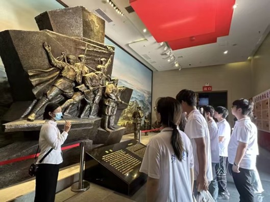 图片3.jpg 图片3.jpg