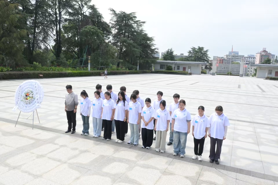 微信图片_2025-07-29_111834_960.jpg